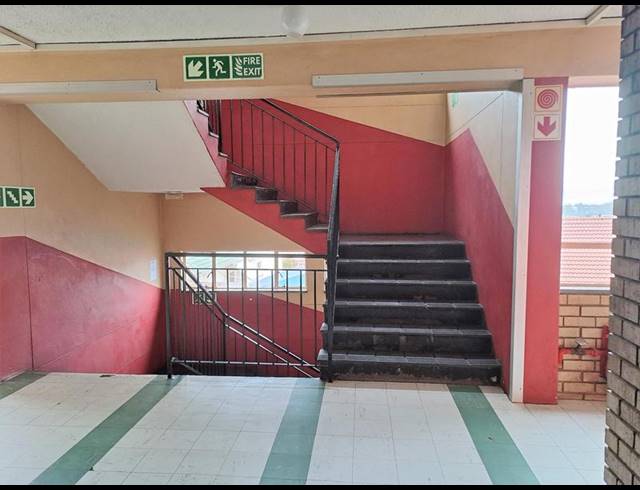 2 BEDROOM APARTMENT FOR SALE IN SYMHURST